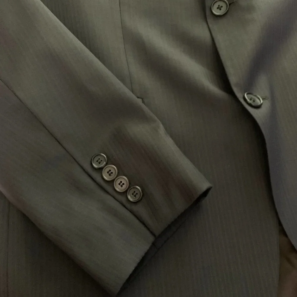 HUGO BOSS Grey Pinstripe‎ Wool Tesse Biella Suit Jacket